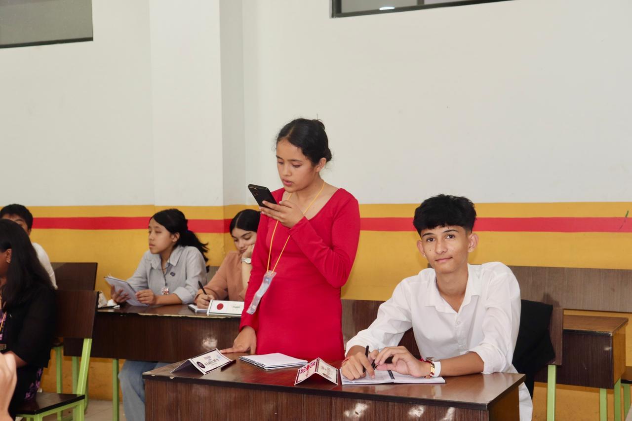 Delegates in Committee Session
